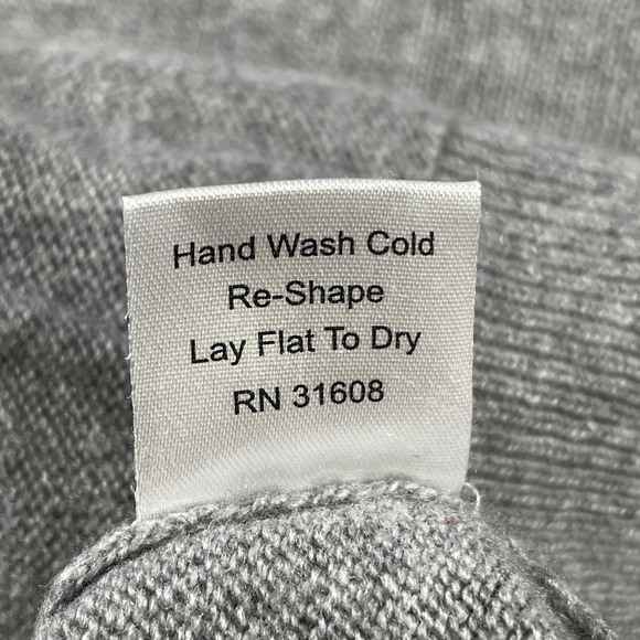 Jos A Bank Reserve Sweater Mens XL Gray V Neck Italian Yarn Italy Holiday Preppy - Picture 10 of 11